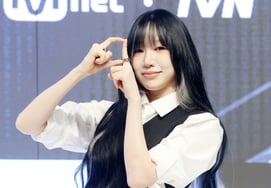 Bada, posa con ternura en D [★FOTO]