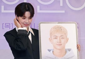 Diễn viên hài Jang Do-yeon 'Là bạn đồng hành AI nhưng tôi vẫn run sợ'[★Ảnh]