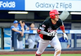 '1:1 Trade' Kia's Ha Ju-seok 'First Visit to Former Team Greeting': Manager Lee Beom-ho Says, "Ah, there shouldn't be a runner on base..." Why Start in This Situation? [Daejeon Field]