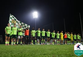 «¿Por qué los jugadores deben asumir las pérdidas por el desvío de 80.000 millones de wones del Gimpo FC?» Asociación de Jugadores exige auditorías a todos los clubes; la Federación responde: «No es indiferencia, sino observación de los resultados de la investigación»