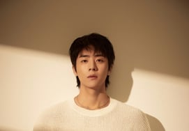 [Oficial] Chae Jong-hop dona 10 millones de wones para la recuperación de las inundaciones en Gyeongnam: «Profundo consuelo»