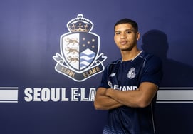 [Oficial] «Defensor que marcó seis goles solo con la cabeza»: E-Land ficha al «centrocampista zurdo de 192 cm» Kaito... Osmar y Kim Oh-gyu también se unen para construir una «pared llorosa».