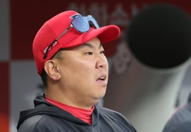 [Foto] El entrenador Lee Beom-ho: «Fue una lástima no anotar en la primera entrada»