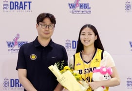 [Photo] Won Yi-ana, selected 5th overall in Round 1 by KB Stars