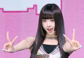 アワーバースデー「『JYP新人』のプレッシャー？ なければ嘘..長く活動するつもり" [スター現場]