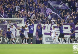 'Kim Young-chan quyết tâm bàn gỡ→Lee Jin-yong bàn vàng ngược chiều' Anyang thắng Jeju 2-1 'chiến thắng trả thù'... Lần đầu tiên trong lịch sử câu lạc bộ 'vào tứ kết Korea Cup' [Bình luận trực tiếp từ Anyang]