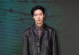 Ryu Jun-yeol's "Unique Fashion Sense" [★Photo]