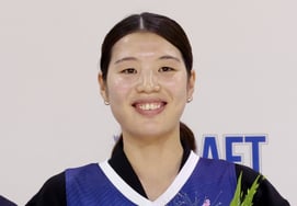 [Ảnh] Kaneda Mana người gốc Hàn tại Nhật, được chọn vòng 1 hạng 1 trong draft