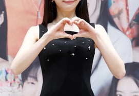 Jo Ah-young, a heart that recalls her idol days [★Photo]