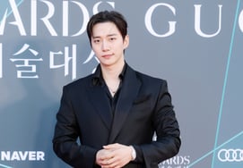 A rising star... Lee Jun-ho ranks second among male actors in the Star Ranking