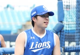 [Photo] Kim Hyun-joon, tongue out, dreamy charm
