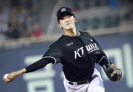 「みんな難しいと言っていたのに…」『ABS初の10勝潜水艦選出→コ·ヨンピョの自負』 「私は変化に躊躇しません」"