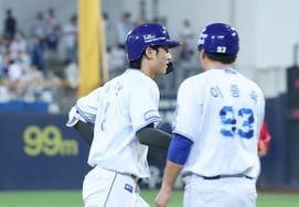 [Photo] Lee Jae-hyun, a majestic turn