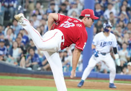 [Foto] Jeon Young-jun, bombardeo en Dalgu-bul