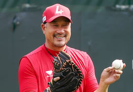 SSG's Second Trip to Japan for Training, with Key Coach Bong Jung-geun Participating: "...Choo Shin-soo's Aide Calls It 'A Cornerstone for Enhancing Development Infrastructure and Capabilities'"