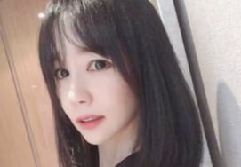 'Dol-dol-sing' Ok-soon, Season 16, Announces Breakup Five Months After Remarriage: "Back to My Usual Self" [Star Issue]