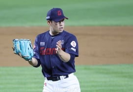 [Photo] Kim Jin-wook clears mission with six innings and one run allowed