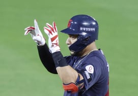 [フォト] 勢いに乗るレイエス、7回に3安打を達成