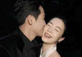 Ryu Hwa-young proposes to her fiancé on one knee and shares recent updates: "Three weeks until the wedding, dating every day" [Star Issue]