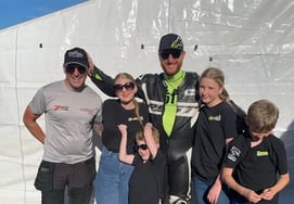 29-Year-Old Rider Dies → One Day Later, Father of Four Also Passes Away... Riders Compete Again Amid Mourning for 'Two-Day Tragedy'