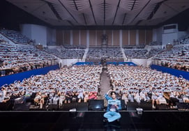 'Cheongshimwon' and 'Tears' Twist.. Heo Nam-jun Receives Lesson from DAY6's Young K Ahead of Debut Fan Meeting