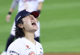 [フォト] クァク・ビン、拳を握りしめた獅子吼
