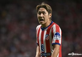 'Failed to score consecutive goals' Lee Kang-in substituted out after 67 minutes → Atletico faces 'major crisis' with red card... dramatic 2-2 draw with Villarreal