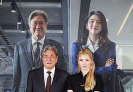 Choi Min-sik y Han So-hee: «Inn, espéralo» [★Fotografías]