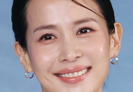 チョ・ヨジョンの「完璧な笑顔」 [★フォト]