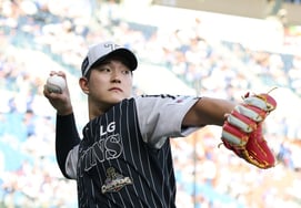 "It will be difficult for third baseman Moon Jung-bin this year." Why were Gu Bon-hyuk and Cheon Seong-ho prioritized to fill the void left by AG-drafted Moon Bo-kyung?