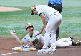 [フォト] ヨ・ドンウク、逃げる1打点の三塁打
