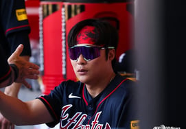 Kim Ha-seong: U.S. Reporter, a Fierce Anti-Fan, Launches Another Attack: "Keeping KIM? That Is Never Rational"