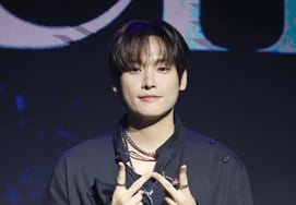 SF9's In-sung, "Smiling brightly" [★Photos]