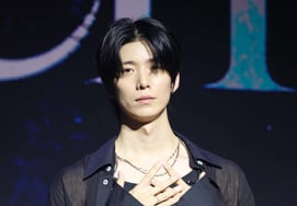 SF9 Wooseong con una mirada "sosegada" [★FOTO]