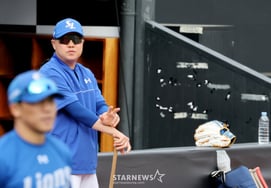 Park Jin-man, Park Jun-hyun: Extreme Caution "He pitches like he's throwing a shutout against us... Is Park Seok-min giving him information?"