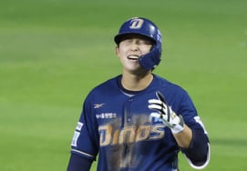 'Batting average vs. Lim Chan-kyu 0.538' Still excluded from starting lineup, "My confidence has dropped significantly now" — A cold and decisive judgment by Head Coach Lee [Jamsil On-site]