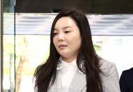 [Breaking News] Prosecution Service, Cha Ga-won, CEO, Indicted on Arrest Warrant for '30 Billion Won Fraud Allegations'