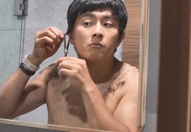 裸で全身が髪の毛だらけ..ギアン84「生きるために変わっている」 [ナホンサン]