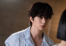 "Anh già rồi, hả?"..'Chaebol X Hình sự 2' Yoo Seung-ho, ánh mắt của kẻ phản diện