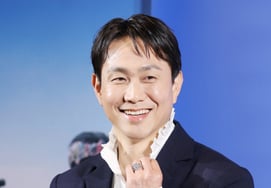 'ニガジョア'のオ・ジョンセ、過激な行動はどこまで..『オゲム』監督の新作出演 [公式]