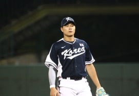 High schooler explodes with 3 hits and 3 RBIs against professionals! 'Top position player prospect' Lee Ho-min: "I like and am good at driving in runs" — His confidence was not unfounded
