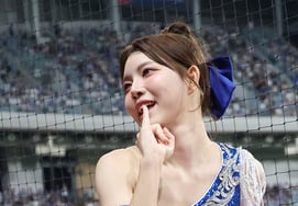 [Photo] Park Ji-young, beauty is SECRET