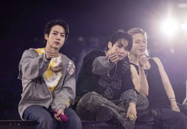 Bất khả chiến bại của BTS, bộ ba Jin-Jimin-Jungkook..BTS Jimin và Jin và Jungkook, cuộc tấn công với khuôn mặt ấm áp