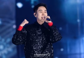 Fine of 5 million won.. Rocko, "I had a sham marriage" — cyberbullies punished by law [Star Issue]