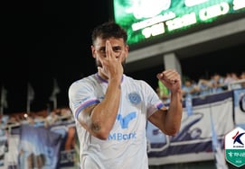 'El rey de Daegu' Se Jung-ya lo hizo todo, excepto una cosa... Doble gol y remontada → Fallo en el penalti, 120º gol + primer hat-trick fallido