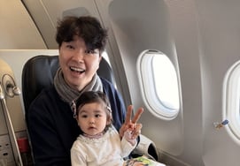 Park Soo-hong ♥ Kim Da-ye, Silent on SNS After Apology for 'Flight Delay'.. Will YouTube Content Also Stop?