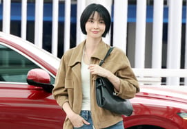 权娜拉变身“秋日女子”[★照片]