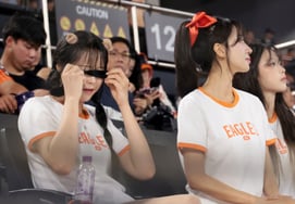 [Photo] "Ah... it's hard to watch!" Hanwha Lee Ho-eun