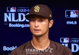 U.S. and Japan in Turmoil Over "Return? Retirement? We Don't Know" — Manager's Comments on 40-Year-Old Darvish's Future Spark Waves