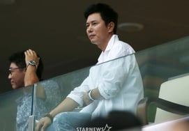[Tin nóng] Kim Min-jong khởi kiện hình sự MC Mong vì phỉ báng danh dự.."Tạm dừng thảo luận về bước vào Hollywood"